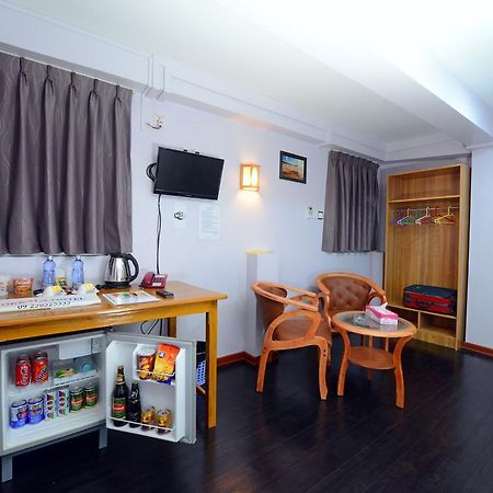 Okkala Hotel Γιανγκόν Εξωτερικό φωτογραφία