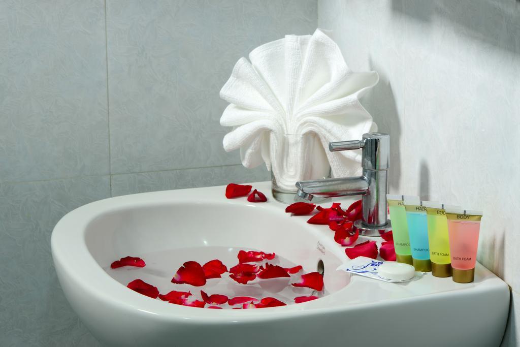Okkala Hotel Γιανγκόν Εξωτερικό φωτογραφία