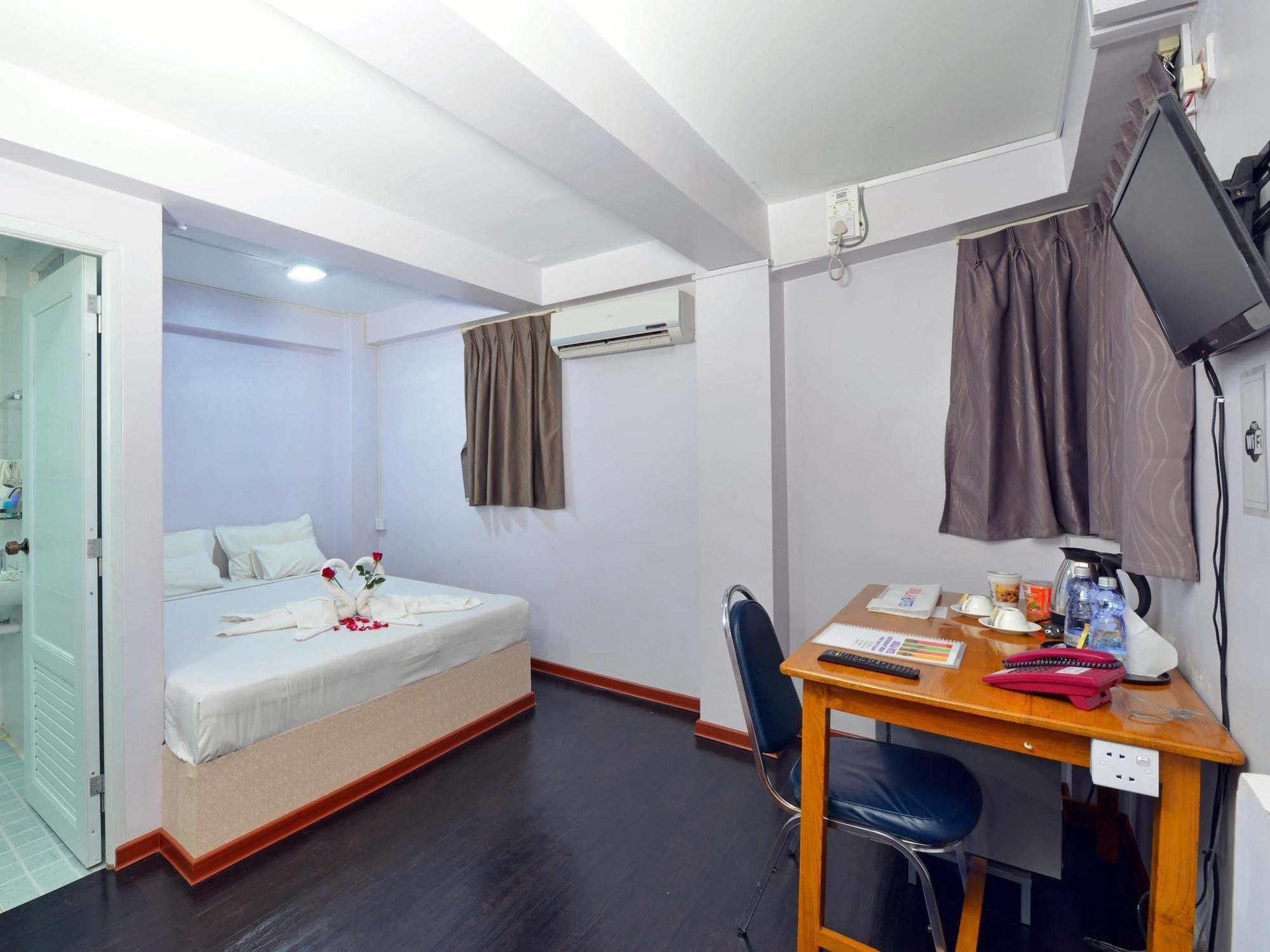 Okkala Hotel Γιανγκόν Εξωτερικό φωτογραφία